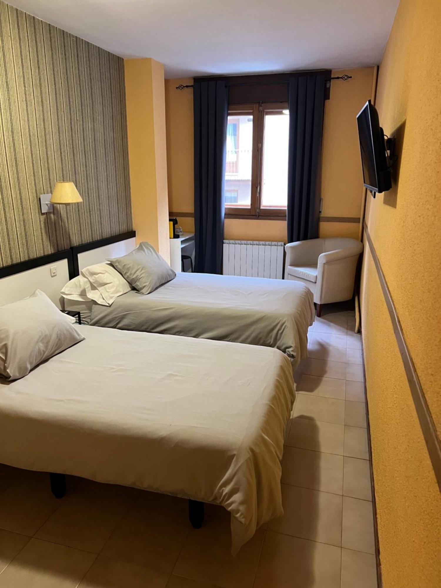 פאס דה לה קאסה Hotel Copacabana מראה חיצוני תמונה