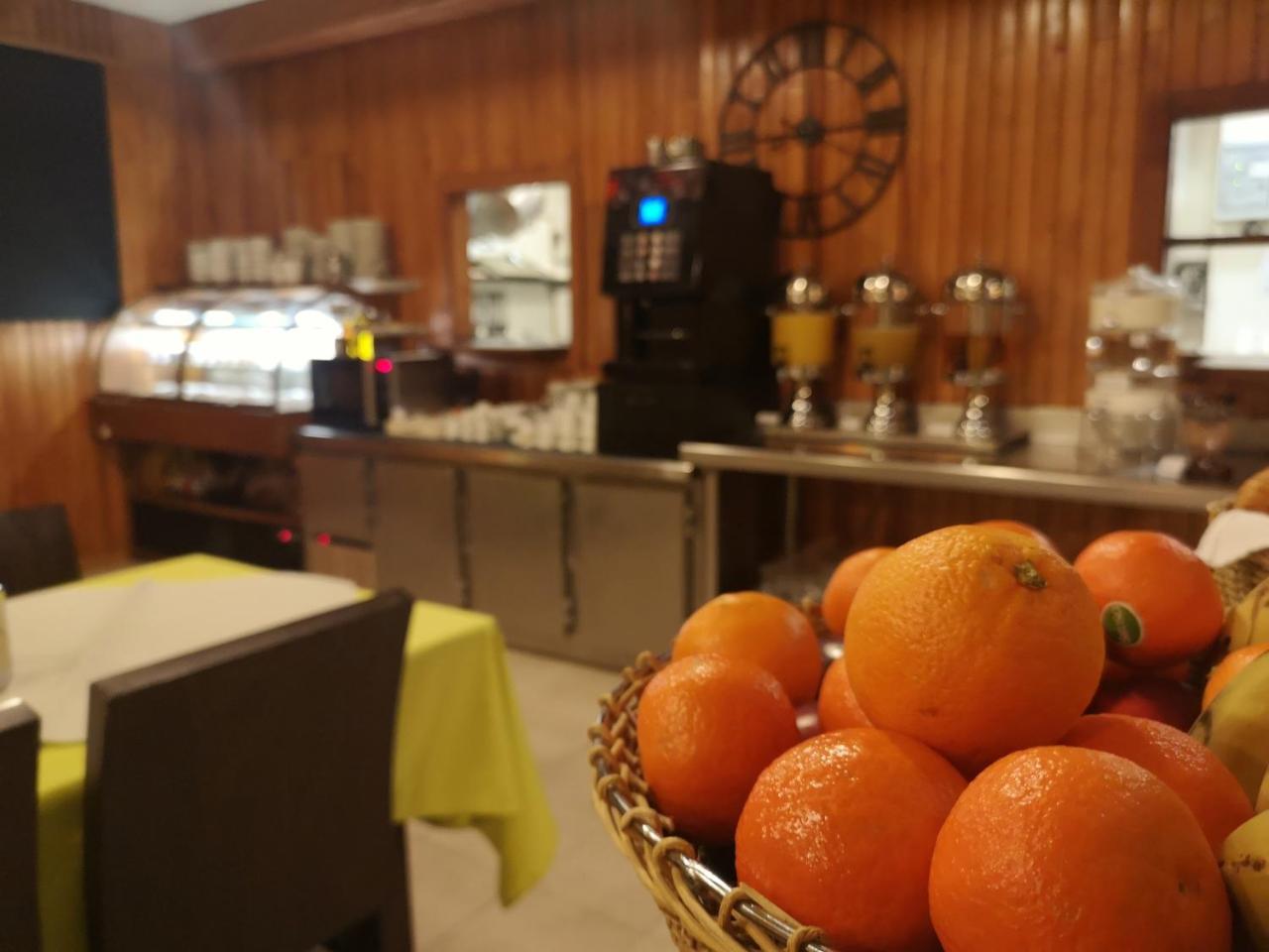 פאס דה לה קאסה Hotel Copacabana מראה חיצוני תמונה